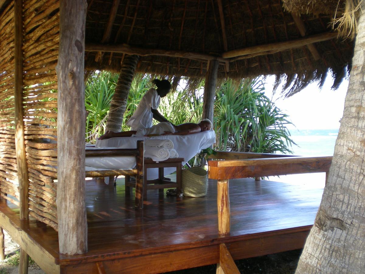 Msambweni Beach House Villa Exterior photo
